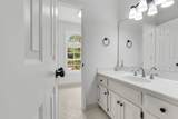 6933 Southern Woods Dr - Photo 36