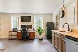 1054 Sunrise Cir - Photo 18