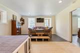 1054 Sunrise Cir - Photo 25