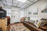 105 W Walnut St - Photo 17