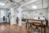 105 W Walnut St - Photo 20