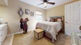 1461 Oxford Pl - Photo 18
