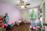 111 Rainbow St - Photo 16