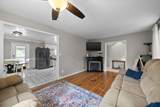 111 Rainbow St - Photo 4