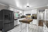 111 Rainbow St - Photo 8