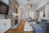 960 Caldwell Ln - Photo 2