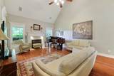 1315 Marathon Dr - Photo 3