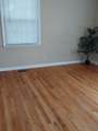 911 Lawndale Dr - Photo 9