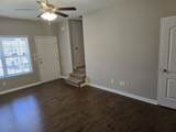 711 Joshua St - Photo 3