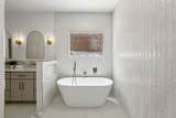 138 Abbottsford - Photo 36