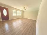 551 Maple Terrace - Photo 5