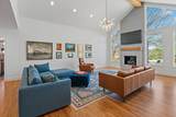 2106 Eastland Ave - Photo 6
