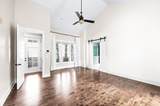 1735 Hillmont Dr - Photo 31