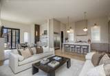 1302 Pillow St - Photo 30