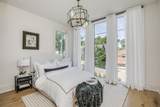 1302 Pillow St - Photo 38