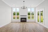 7503 Old Nashville Rd - Photo 16