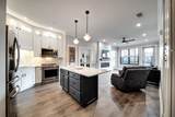 445 W Blount Ave - Photo 32