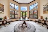 445 W Blount Ave - Photo 10