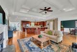 525 Amberly St - Photo 10