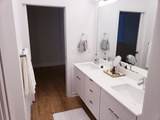 1402 Pillow St - Photo 9