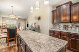 1970 Woodbury Ln - Photo 12