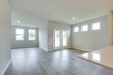 1047 Camelia Drive - Photo 5