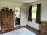 5247 Stacy Springs Rd - Photo 14