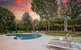 1748 Forsyth Park Dr - Photo 46