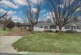 128 W Gray St - Photo 2