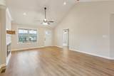 1445 Isaiah Dr - Photo 4