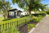 2403 Ivy Street - Photo 2