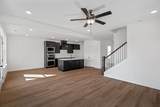 403 Old Spring Ln - Photo 18
