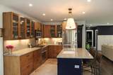 1001 Graybar Ln - Photo 4
