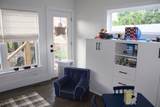 1001 Graybar Ln - Photo 9