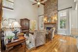 2064 Catalina Way - Photo 15