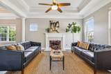8404 Danbrook Dr - Photo 15
