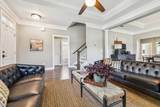 8404 Danbrook Dr - Photo 16