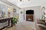 645 Parkway Dr - Photo 7