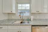 942 Green St - Photo 7