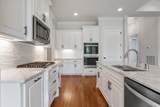 128 Scarsdale Dr - Photo 10
