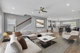 525 31st Ave - Photo 2