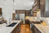 954 Russell St - Photo 10