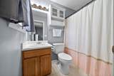 1033 Waterford Cir - Photo 17