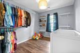1033 Waterford Cir - Photo 18