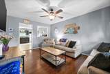 1033 Waterford Cir - Photo 3
