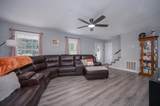 115 Pin Oaks Ln - Photo 2