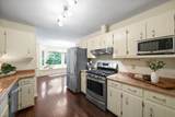 810 Burton Trl - Photo 10