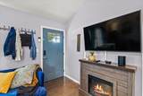 340 Edwin St - Photo 7