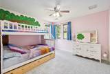 2416 Ravine Dr - Photo 47