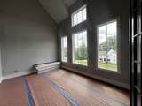 1586 Eastwood Dr - Photo 4